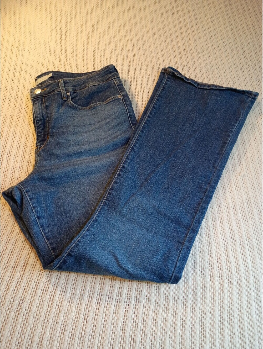 Levi Strauss Signature Mid Rise Bootcut Jeans Size 14
